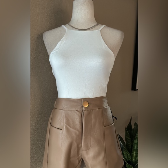 Double layered square neckline bodysuit in white - Picture 3 of 6